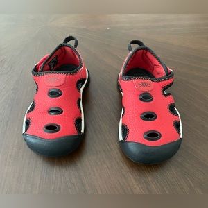 KEEN Stingray Water Shoes Toddler - Size 6
